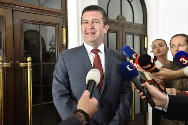 Jan Hamáček. 