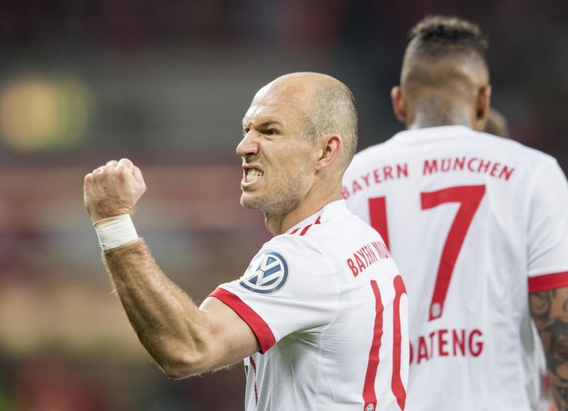 Arjen Robben bude pokračovat v Bayernu Mnichov i v příští sezoně.