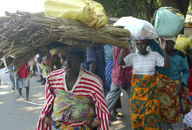 Přes čtyři sta tisíc lidí opustilo Burundi.