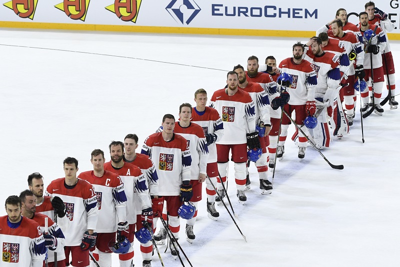 Česko čeká duel s Francií, zraněného Nestrašila nahradí Chytil.