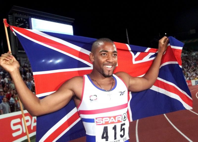 Darren Campbell přežil krvácení do mozku.