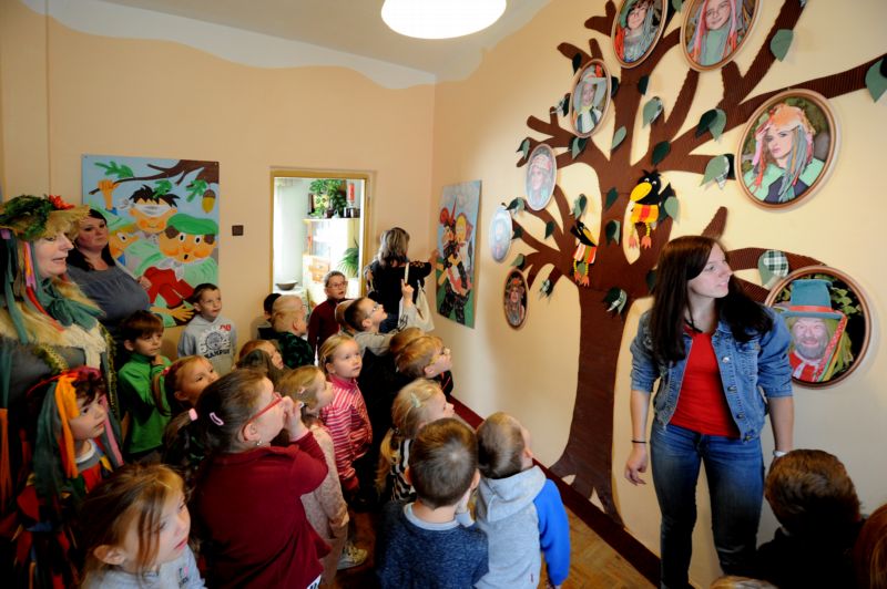 Nové muzeum láká na procházku pohádkovým světem.