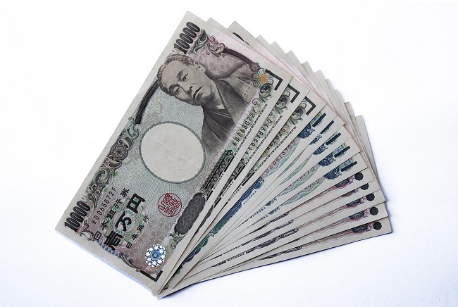Japonské jeny.