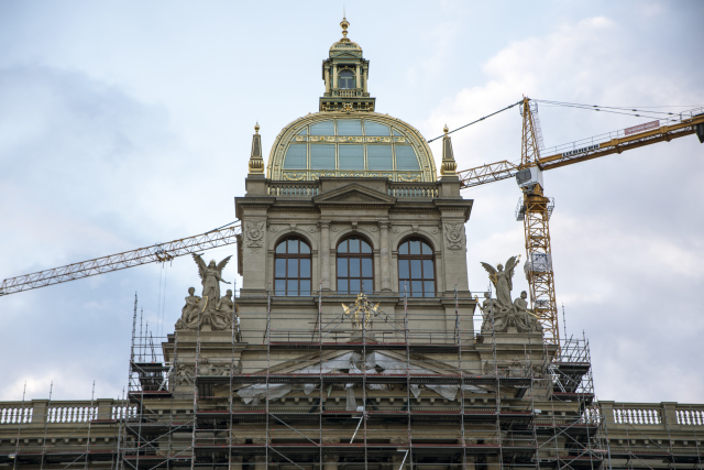 Rekonstruovaná kupole Národního muzea v Praze.