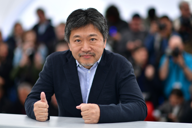 Zlatou palmu v Cannes získal japonský film Zloději z obchodů režiséra Hirokazua Kore'edy.