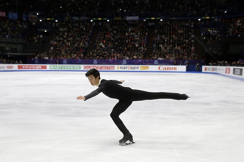 Americký mistr světa Nathan Chen bude možná muset omezit čtverné skoky.