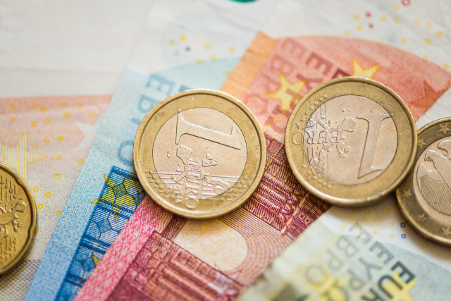 Euro bankovky (ilustrační fotografie). 