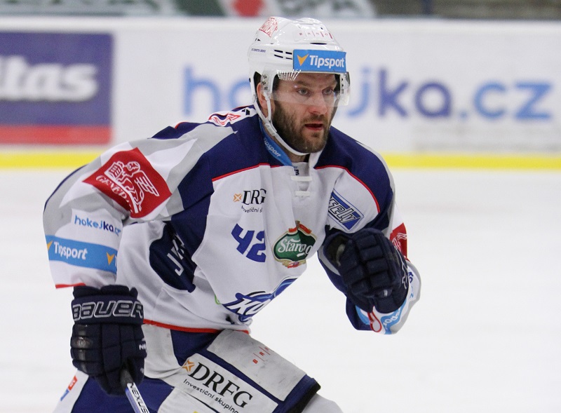 Michal Barinka v dresu Komety během finálové série.