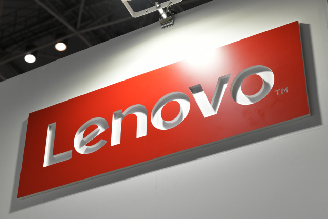 Výrobce počítačů Lenovo vykázal nejvyšší ztrátu za devět let 