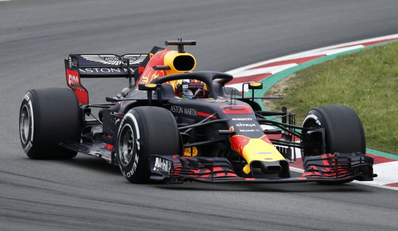 Daniel Ricciardo v Monaku ovládl první trénink.