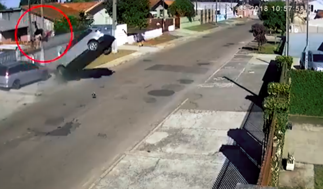 Snímek z nebezpečné havárie.