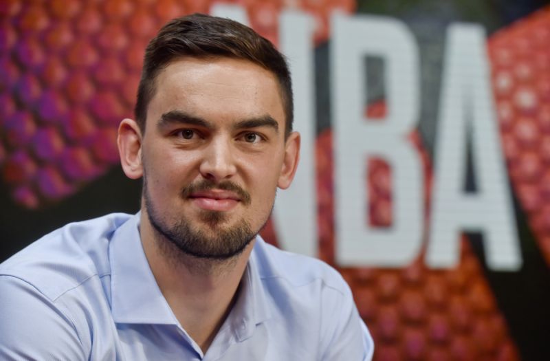 Basketbalista Tomáš Satoranský. 