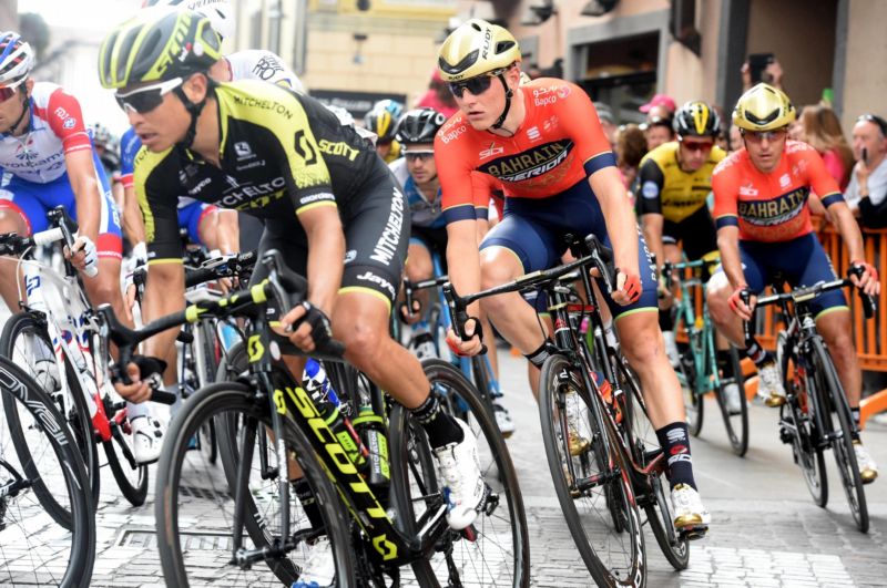 Závodníci při jedné z etap Giro d'Italia.