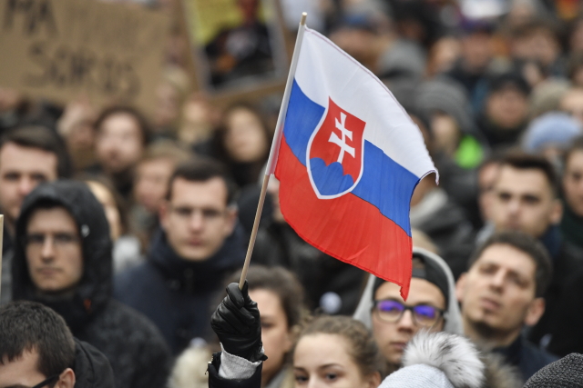 Slovenská vlajka. 