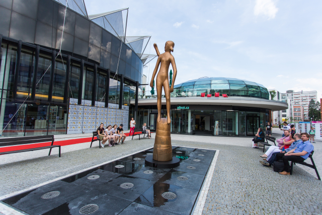 Kongresové centrum během 58. ročníku filmového festivalu ve Zlíně. 