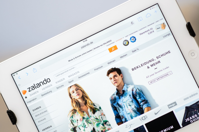 Na český trh vstoupí německý internetový prodejce módy Zalando. Na český trh vstoupí německý internetový prodejce módy Zalando.