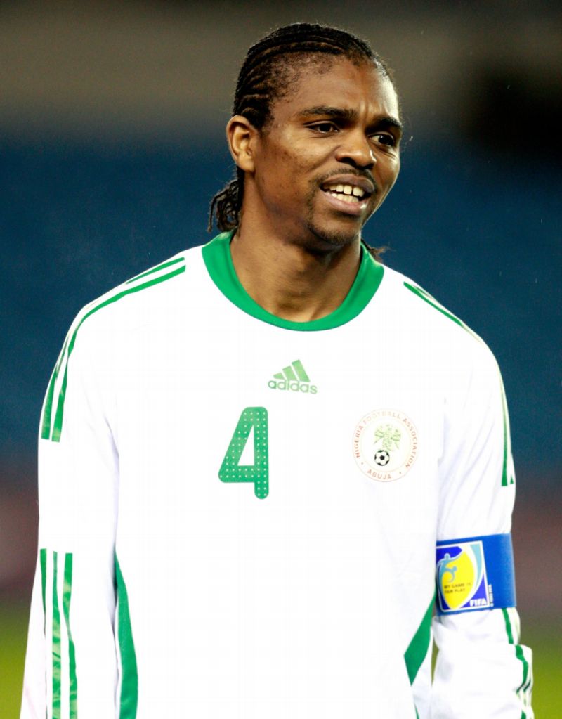 Nwankwo Kanu přišel o pořádný balík peněz. Nwankwo Kanu přišel o pořádný balík peněz.
