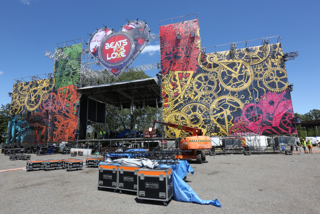 Beats for Love, přípravy na festival. 
