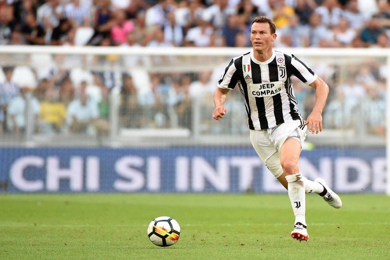 Obránce Stephan Lichtsteiner mění Turín za Londýn. Upsal se Arsenalu.