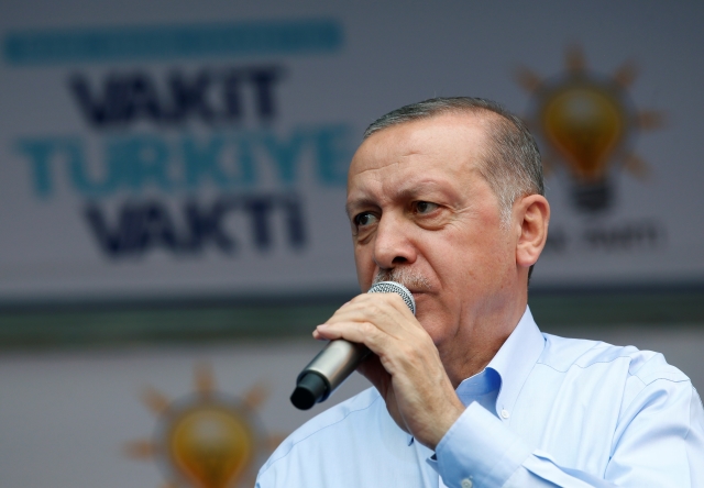 Turecký prezident Recep Tayyip Erdogan. Turecký prezident Recep Tayyip Erdogan.