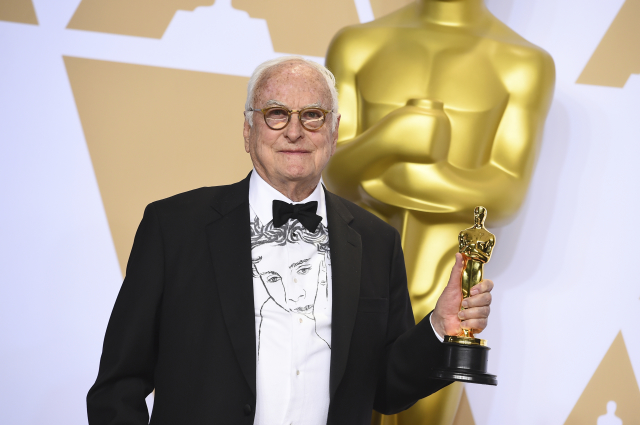 Americký filmový režisér James Ivory.