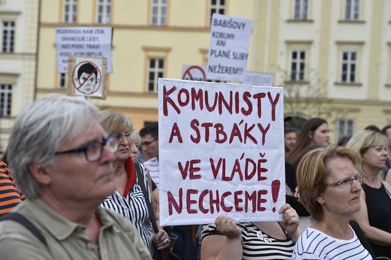 Milion chvilek pro demokracii, brněnská demonstrace. Milion chvilek pro demokracii, brněnská demonstrace.