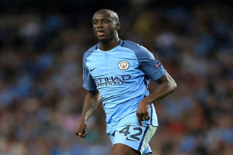 Bývalý fotbalista Manchesteru City Yaya Touré plánuje zůstat v anglické Premier League. Po budoucím zaměstnavateli požaduje pouze jednu libru týdně. Bývalý fotbalista Manchesteru City Yaya Touré plánuje zůstat v anglické Premier League. Po budoucím zaměstnavateli požaduje pouze jednu libru týdně.