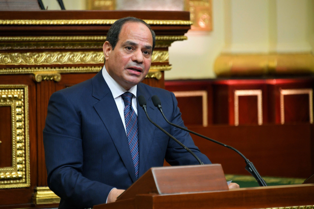 Egyptský premiér Abdal Fattáh Sísí. Egyptský premiér Abdal Fattáh Sísí.