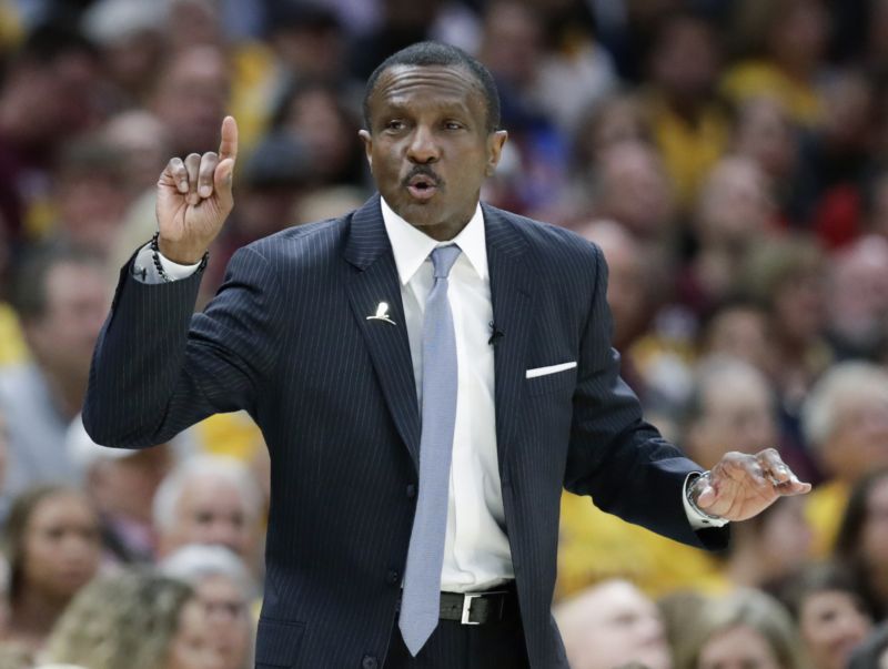 Dwane Casey povede nově basketbalisty Detroitu.