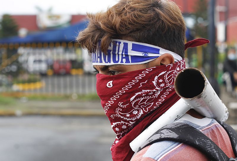 V čele protestů stojí univerzitní studenti.