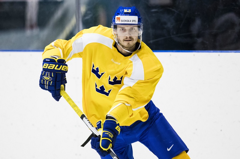 Oliver Ekman-Larsson pravidelně nastupuje i v reprezentaci.