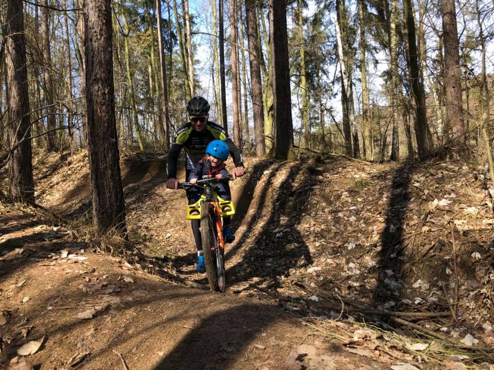 Soutěž o dětskou cyklistickou sedačku Feva Seat Star od LBS Sport