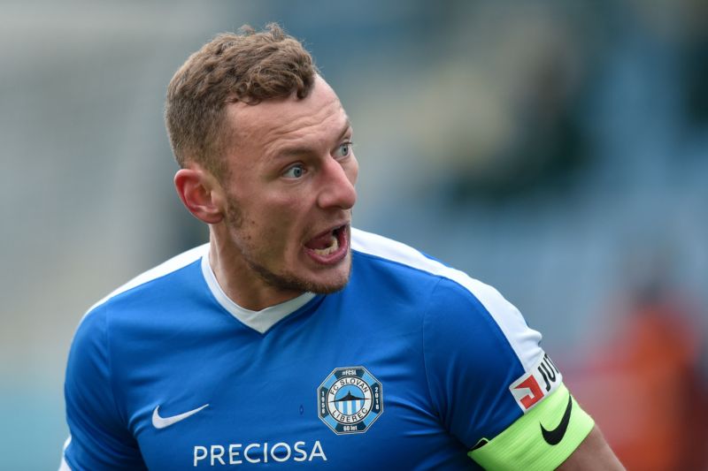 Vladimír Coufal přestoupil do Slavie.
