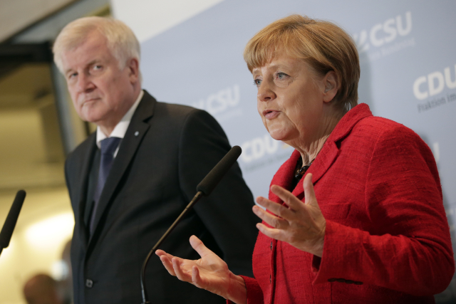 Angela Merkelová a Horst Seehofer. Angela Merkelová a Horst Seehofer.