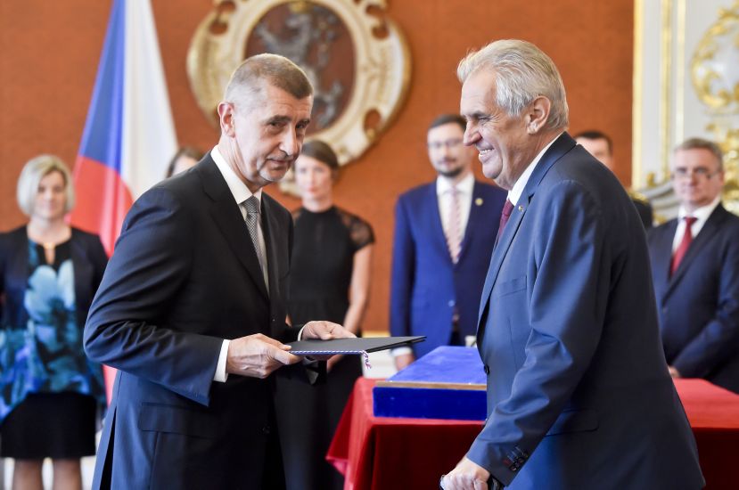 Andrej Babiš a Miloš Zeman (vpravo).