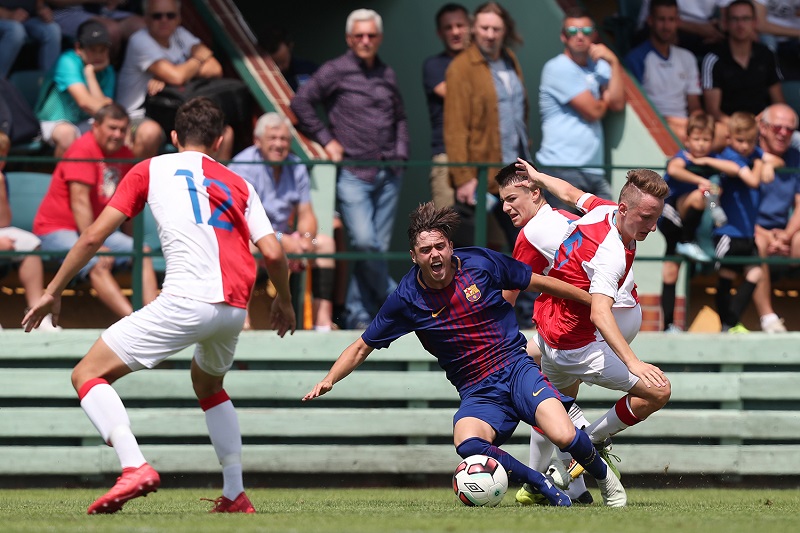 Mladí slávisté Barcelonu porazili 1:0. Mladí slávisté Barcelonu porazili 1:0.