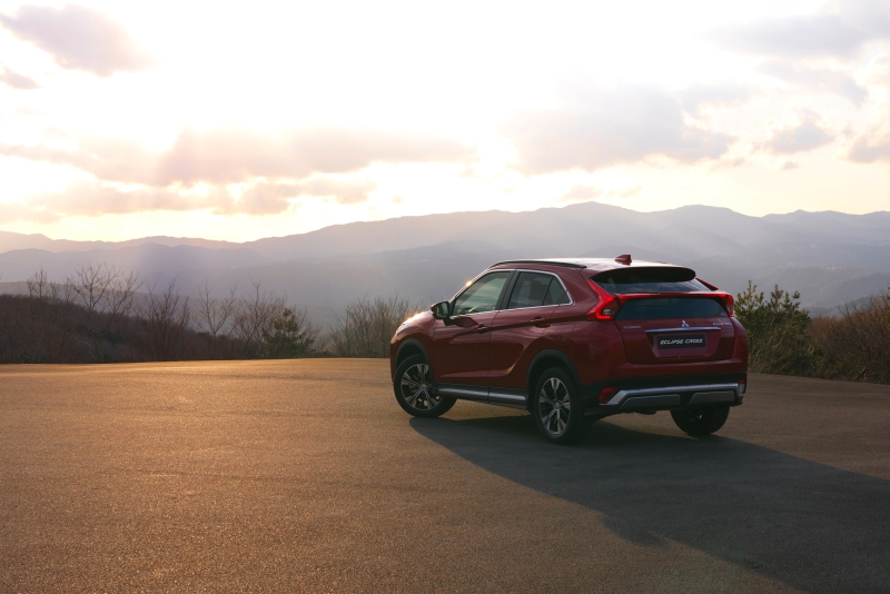 ECLIPSE CROSS – SUV KUPÉ PRO KAŽDÉHO ECLIPSE CROSS – SUV KUPÉ PRO KAŽDÉHO