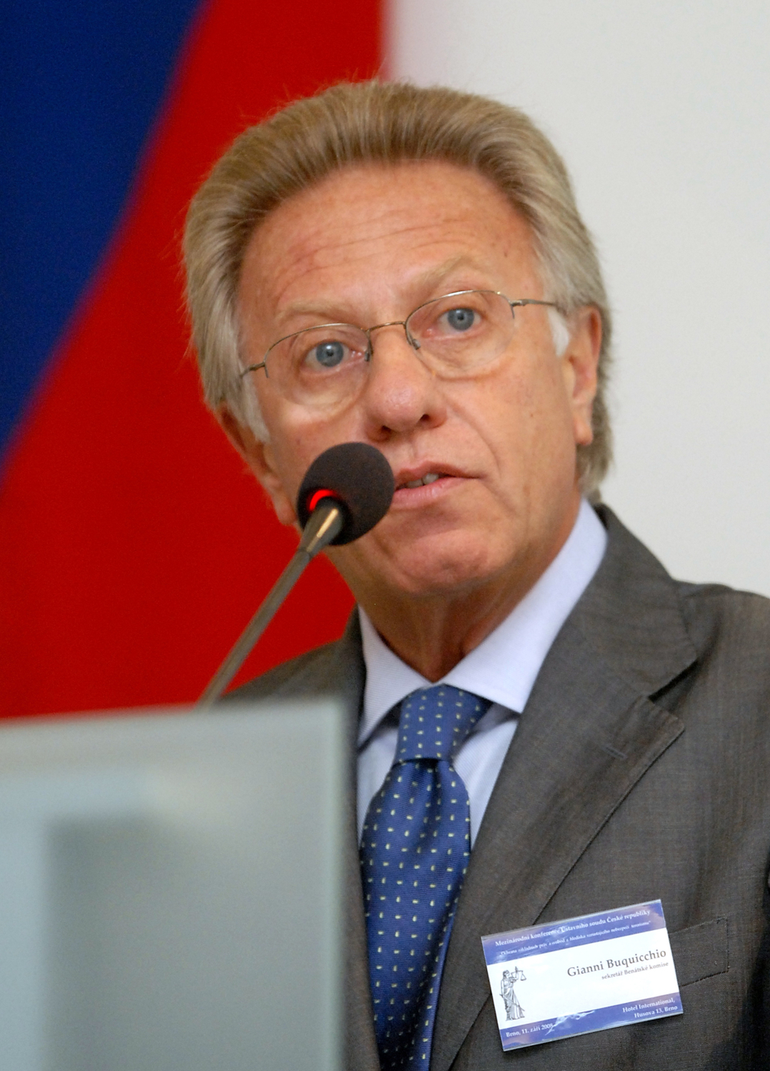 Předseda Benátské komise Gianni Buquicchio.