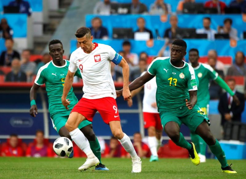 Polští fotbalisté prohráli se Senegalem a od médií ve své zemi to pěkně schytali. 