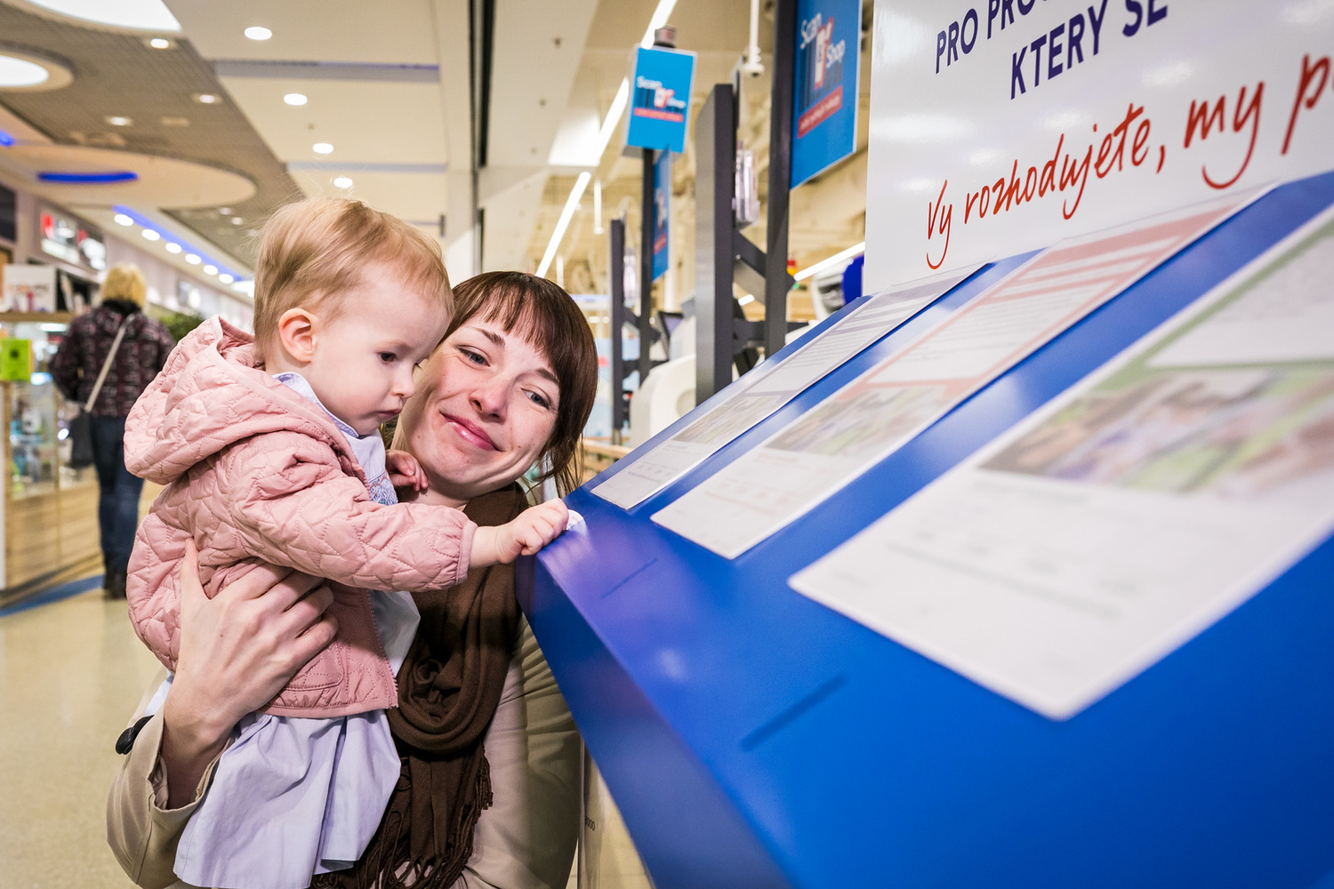 Celkem 3,6 milionu zákazníků Tesco hlasovalo pro charitativní projekty Celkem 3,6 milionu zákazníků Tesco hlasovalo pro charitativní projekty