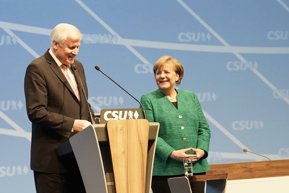 Horst Seehofer a Angela Merkelová.