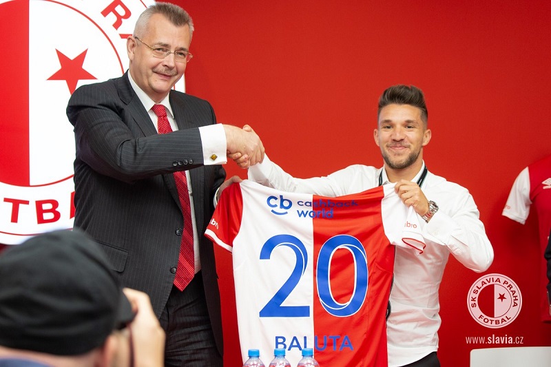 Jaroslav Tvrdík s novou posilou z Rumunska.