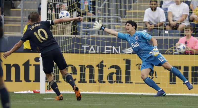 Záložník Bořek Dočkal se dvakrát trefil a postaral se o výhru Philadelphie.