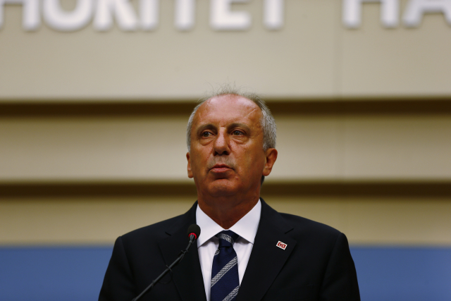 Muharrem Ince, opoziční kandidát na prezidenta.