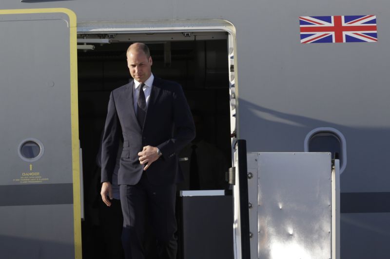 Princ William na Ben Gurionově mezinárodním letišti v Tel Avivu.