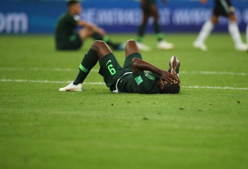 Nigerijští fotbalisté byli po prohře s Argentinou velmi zklamaní.