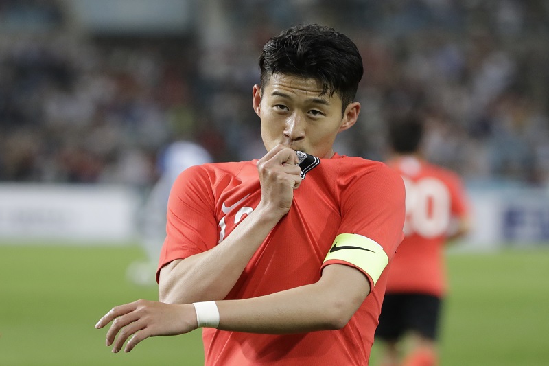 Jihokorejský útočník Heung Son Min věří, že má jeho tým šanci na vítězství.
