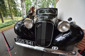 Automobil Aero 50, jímž jezdili manželé Benešovi v exilu.