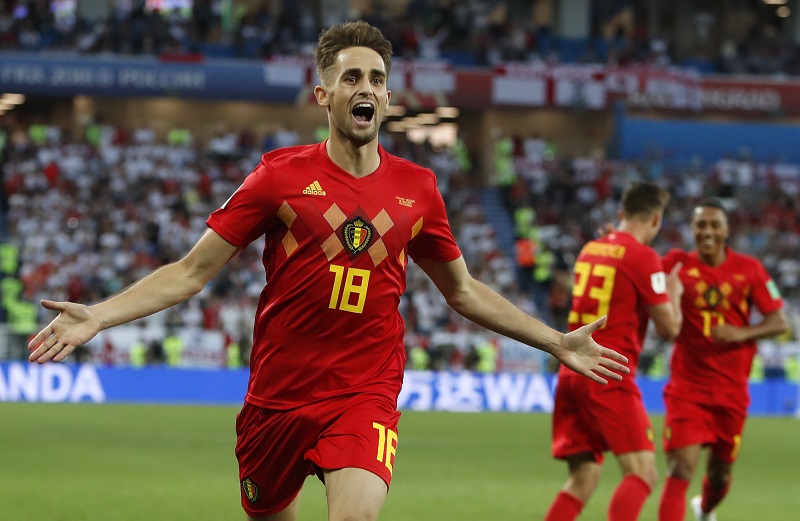 Adnan Januzaj se raduje z gólu proti Anglii.