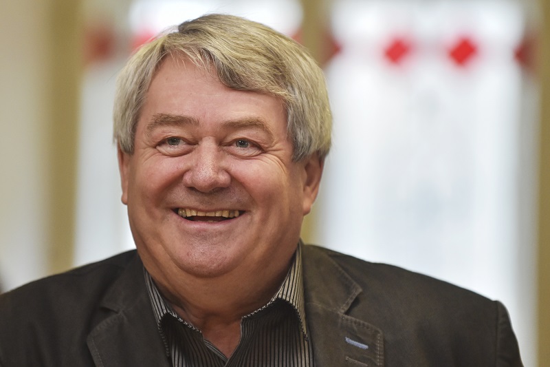 Komunisté mají důvod ke spokojenosti, budou se podílet na vládě.